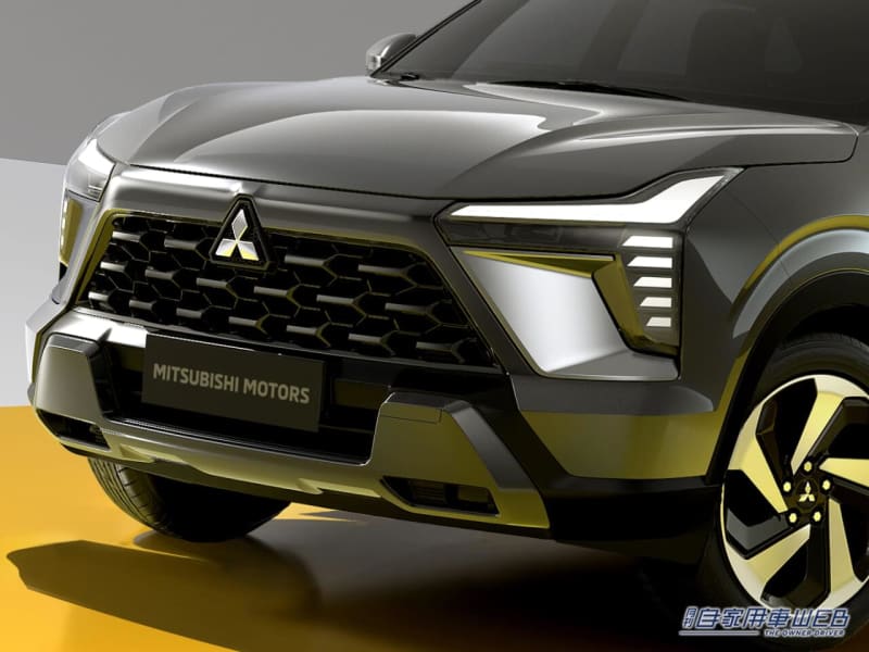 Mitsubishi's new compact SUV, pre-release of unique exterior design.First unveiled at the Indonesia Auto Show.Currently…