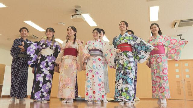 “The design is beautiful.” Yamagata City university student wears a yukata