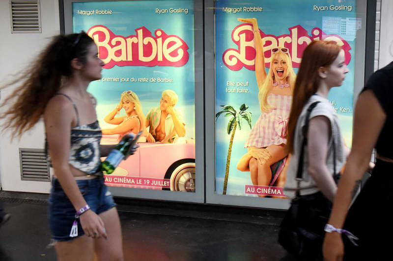 Movie ``Barbie'' erupts in ``atomic bombing'' meme riot, screening banned in Vietnam due to ``territorial waters issue with China''