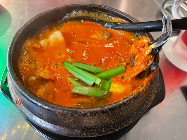 Pop and stylish authentic Korean cuisine! "Korean stall Pegoppayo" [Tsurugamine]