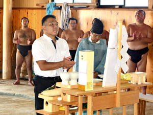 Grand Sumo Tournament Tamanoi stable, Soma training camp begins Pray for safety at the opening of the ring