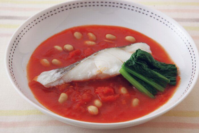 Cold cod and tomato soup [Pregnant woman's meal, 2 adults]