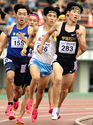 Masuko (Gakuseki) advances to the men's 800 finals Interscholastic athletics