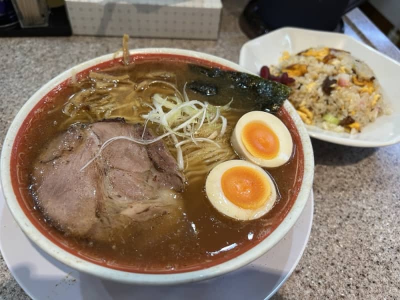 Rifu's popular ramen shop is now in Sendai!Chinese noodles with boiled egg & half-fried rice only at night