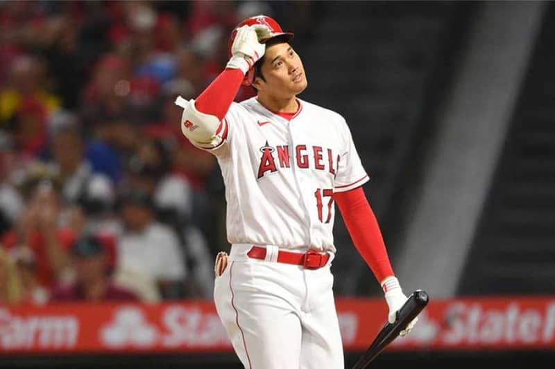 Drake turns heads in Shohei Ohtani's jersey: Fans unimpressed as Champagne  Papi pays tribute to LA Angels two-way superstar