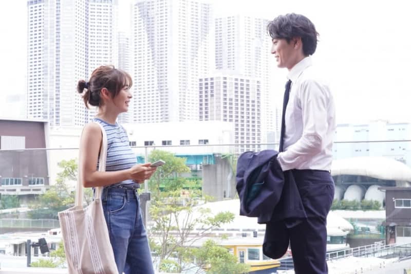 Month 9 "Midsummer Cinderella" Episode 5 Synopsis Natsumi (Nana Mori), who came to Tokyo, is invited to a movie by Kento (Shota Mamiya)...