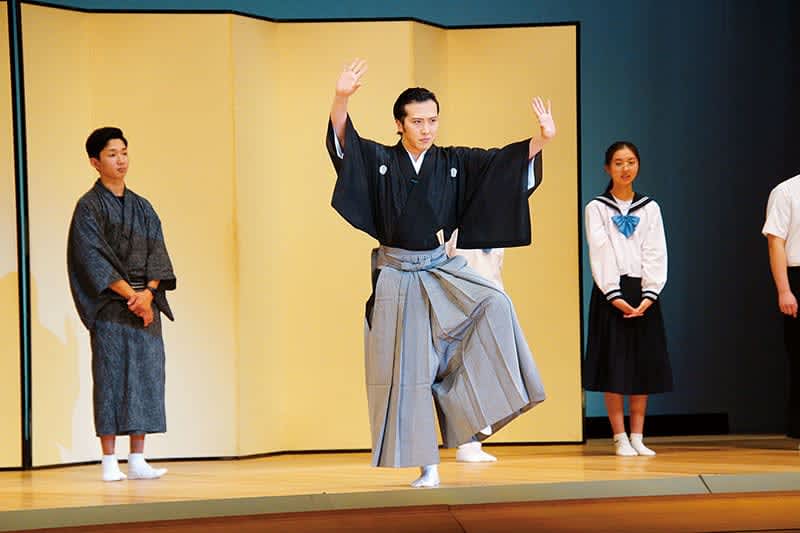 Matsuya Onoe acclaims... Ogano no Ko and others "had the courage to stage" Special performance and acting guidance to commemorate the completion of the new town hall building