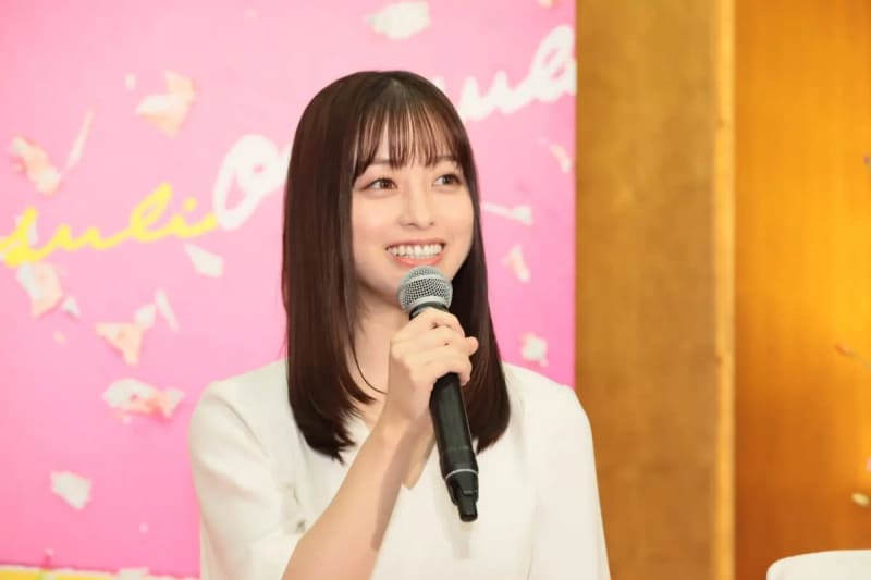 "Omusubi" Kanna Hashimoto challenges the role of a gal in the Heisei era aiming to become a nutritionist!
