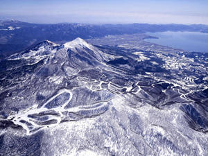 The new name is "Nekoma Mountain" Japan's largest Alz x Nekoma ski resort