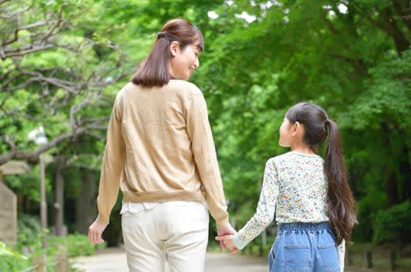 What should parents do if their child is the subject of bad rumors on SNS [Science proves!stress relief method]