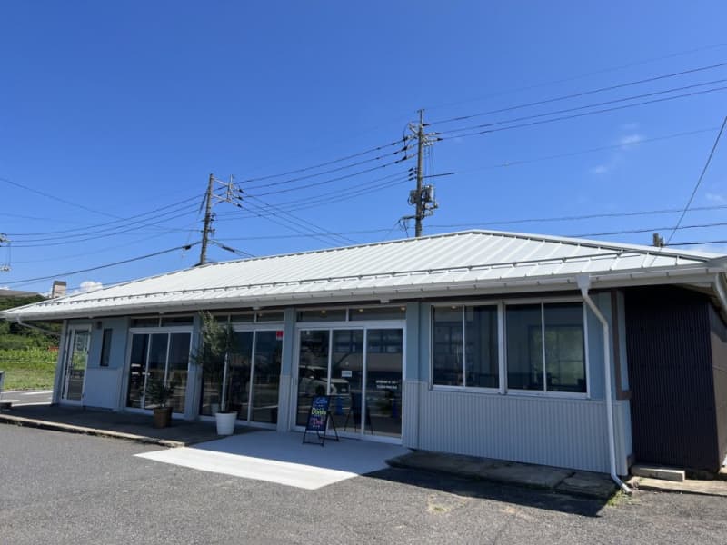 【新店】白兎海岸にオープンした海を眺めるカフェ！マサラダやマンゴーパフェなどデザートも充実｜鳥取市