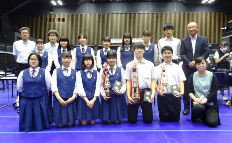 National High School Calculation Competition Ibaraki Prefectural Mito Merchant Mr. Ozone Calculator V Mr. Omori (Individual All-around) Excellence Award