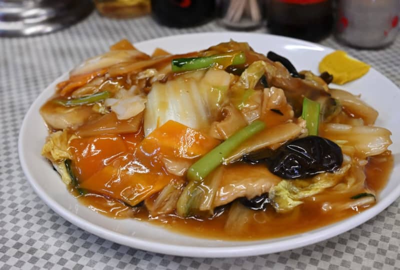 町中華で飲ろうぜにも登場！浅草橋の顔ともいえる町中華で味わう名物「あん焼き」