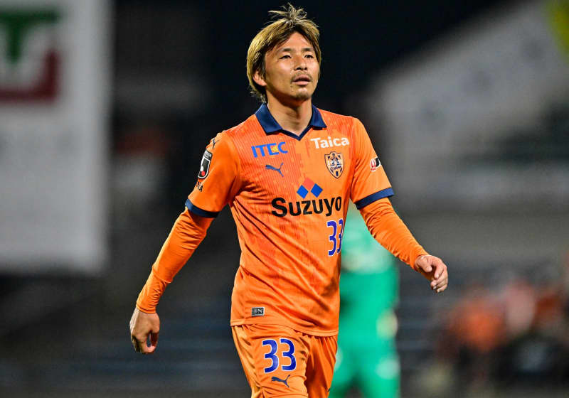 "Impressed no matter how many times I watch it" The beauty of Shimizu's former Japan national team MF Takashi Inui, who was selected as the best goal of the month...