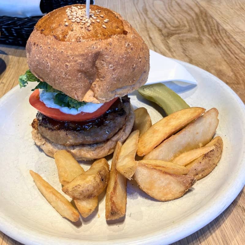 [Daikanyama] A Must-See for Beer Lovers!? Exquisite Hamburgers at That Brewery