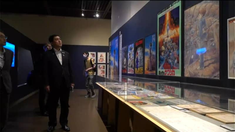 Governor Shiota watches Animage and Ghibli exhibition "Anime is culture" Kagoshima City