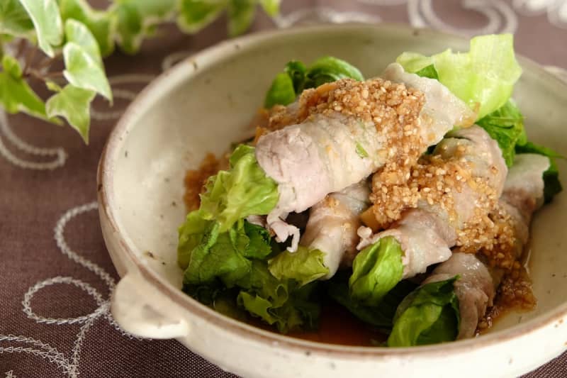 Easy in the microwave! "Choregi Salad Style Pork Roll"
