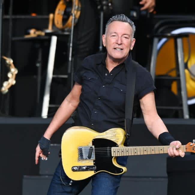 Bruce Springsteen to hold photo exhibition in Boston