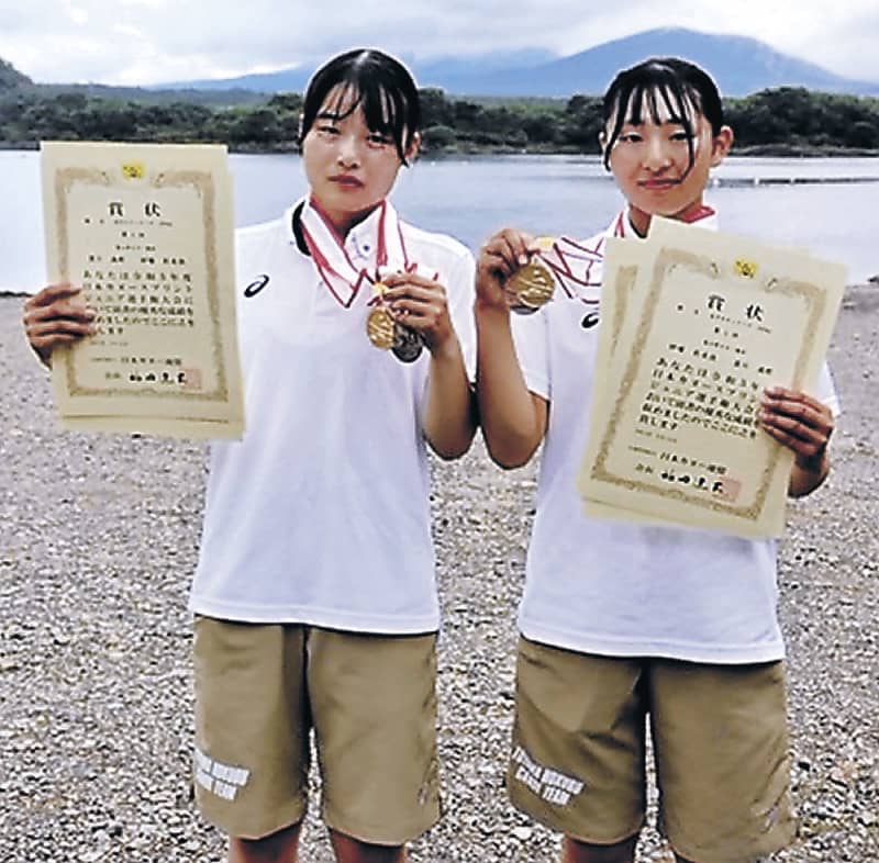 Fukagawa/Sunaba (Toyama Hokubu High School) 2 Women's Kayak Pair 200 Canoe Japan Junior Championships
