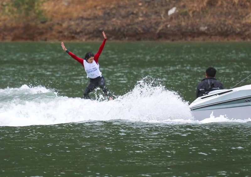 Wakesurfing, a water sport fueling summer vacation economy, is very popular in China