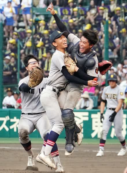 Keio wins the national title for the first time in 107 years!13 hits and 8 points from Sendai Ikuei to the top with "Enjoy Baseball"