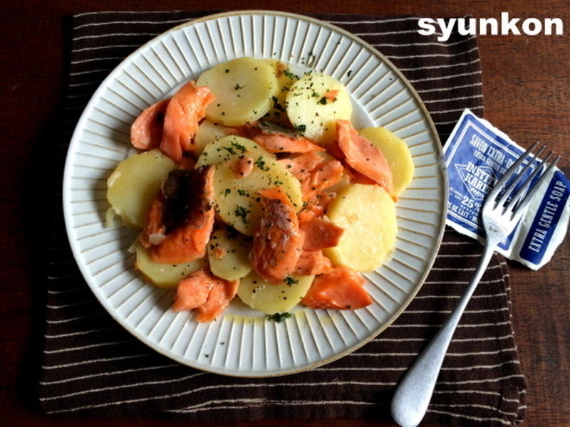 Simple and delicious! Addictive side dish of "salmon x salt butter"