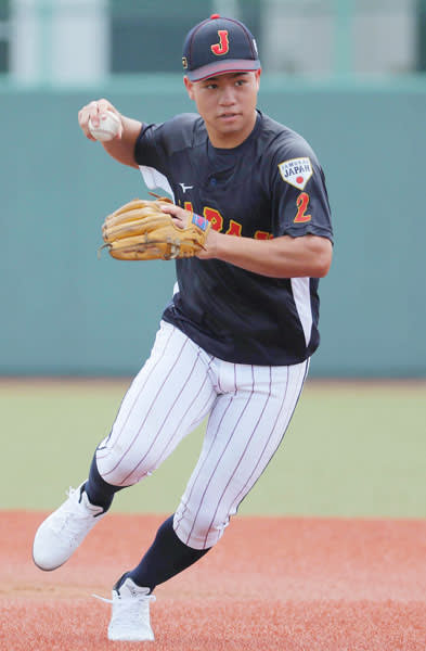 Baseball U18 representative Ren Ogata (Yokohama) Good defense and sacrifice flight to clear up the frustration of the summer prefectural tournament in a practice match with Waseda University