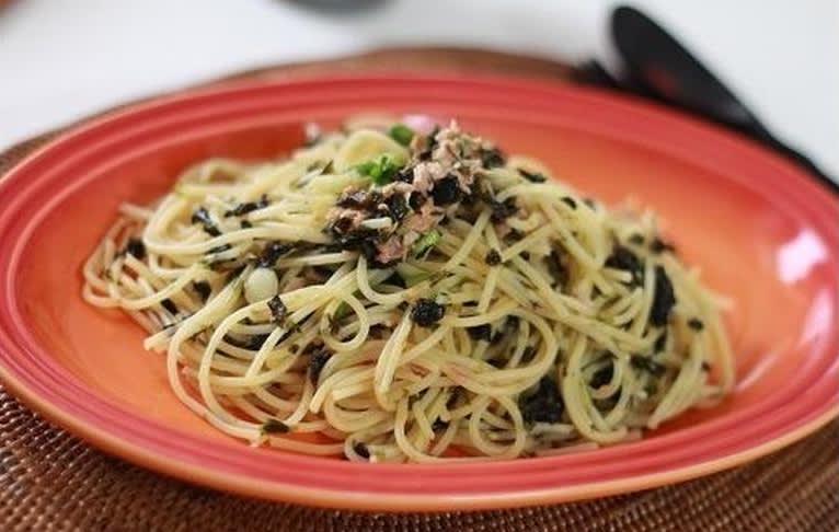 Let's make it easily with something! Recommended recipe for "Nori nori pasta"