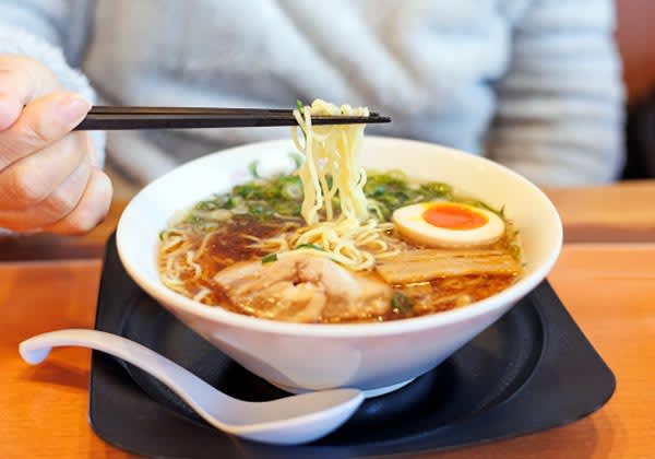 If you're going to eat ramen, "perforated astragalus" might be good...there's a difference in salt intake