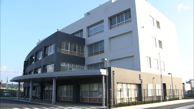 「人と自転車が倒れ、頭部から出血が・・・」男性が意識不明の重体=静岡・裾野市