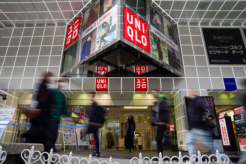 Why did Uniqlo's T-shirt catch fire?