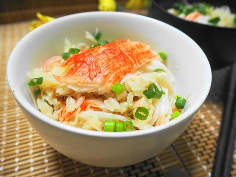 You can't be ashamed of the deliciousness!How to make easy "crab stick rice"