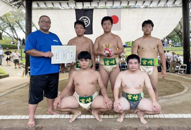 Honken Boy's First 3rd Place Sumo/Kyushu Block Tournament