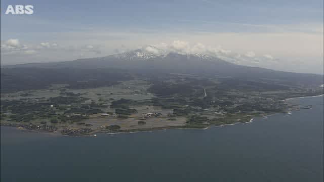 鳥海山　秋田市の男性が登山道から滑落　死亡
