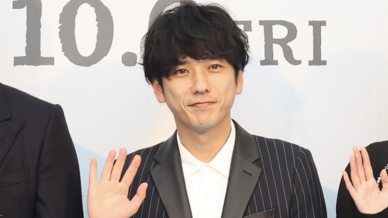 Kazunari Ninomiya "It's a pure love that doesn't look strange" Fans delight at the movie "Analog" stage event