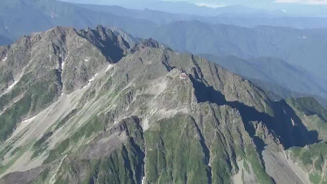 日没により行動不能に　北アルプス北穂高岳で単独登山の千葉県の54歳が遭難　警察などが救助