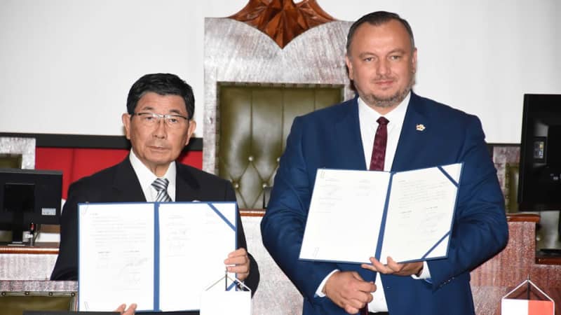 Gifu Prefecture and Silesia Prefecture, Poland Sign Memorandum of Friendship and Exchange Cooperation in Cultural and Economic Fields