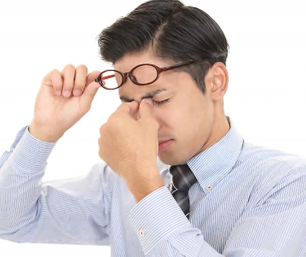 Seeing people who shouldn't be there... "Eye disease" hidden behind "vision"