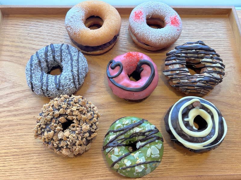 Very popular for its crunchy texture and gentle taste!A donut shop surrounded by beautiful nature (Higashikawa/Asahikawa)