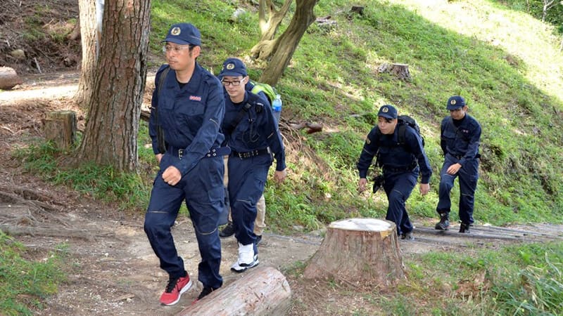 Be careful not to get lost even when climbing low mountains: Gifu Ena Police Station conducts Mt. Kasagi mountain trail checks and rescue training