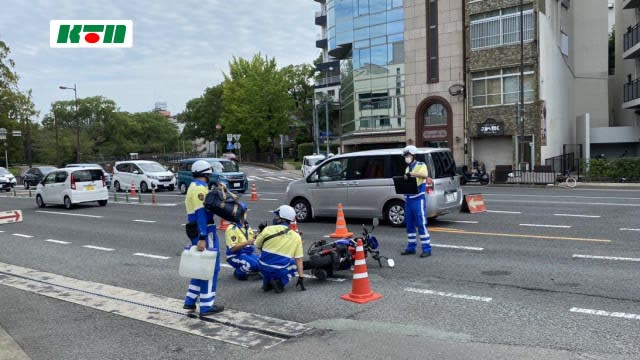 [Breaking News] A man in his 40s died when his car collided with a motorcycle near the hypocenter park in Nagasaki City.