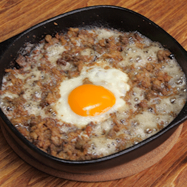 [This is a snack that goes best with beer] Philippine B-class gourmet!Sisig