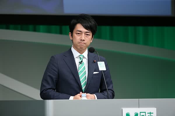 「天才なんじゃ」小泉進次郎議員　サーフィンで処理水の安全性PR！集まる賞賛