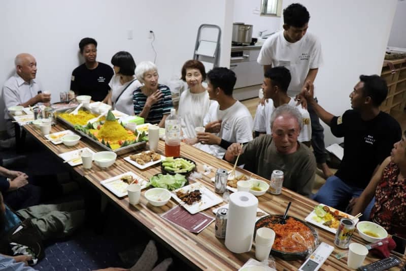 Completed dormitory for Indonesian employees Purse seine fishing company Tenyo Maru Interacting with local residents through spicy cuisine Unzen, Nagasaki