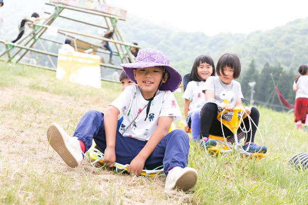 We asked a family who loves camping! What is the reason why “Summer Festival Camp” is so awesome?