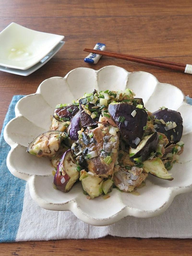 You can make it even on busy days! Easy side dish of "canned mackerel x eggplant"