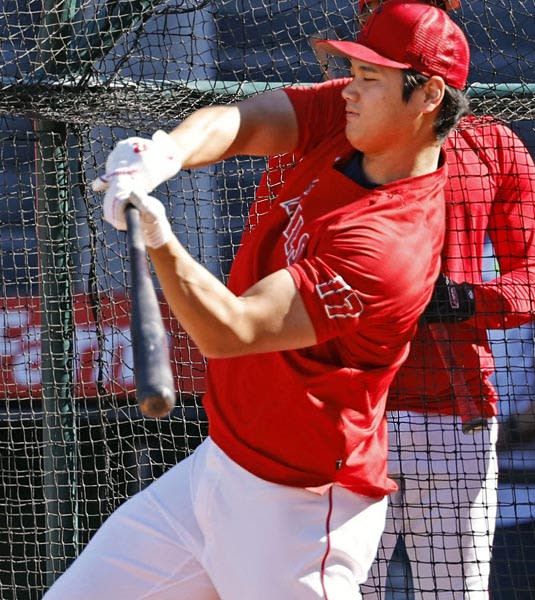 Shohei Otani, who has no "painful itching", finally screams... The severity of "right side pain" following right elbow ligament injury