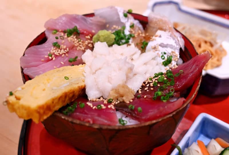 かりそめ天国も注目！東京・代々木の“夜高いのに昼安い店”に実際に行ってみた