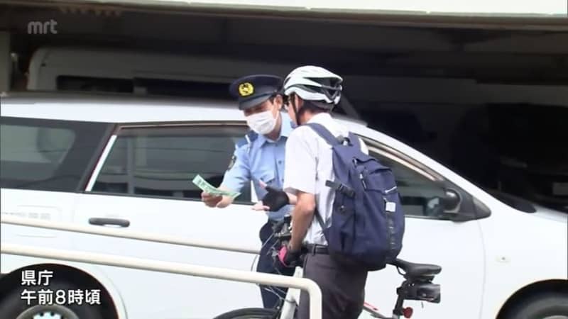 Awareness campaign to encourage people to wear helmets while riding bicycles in Miyazaki City