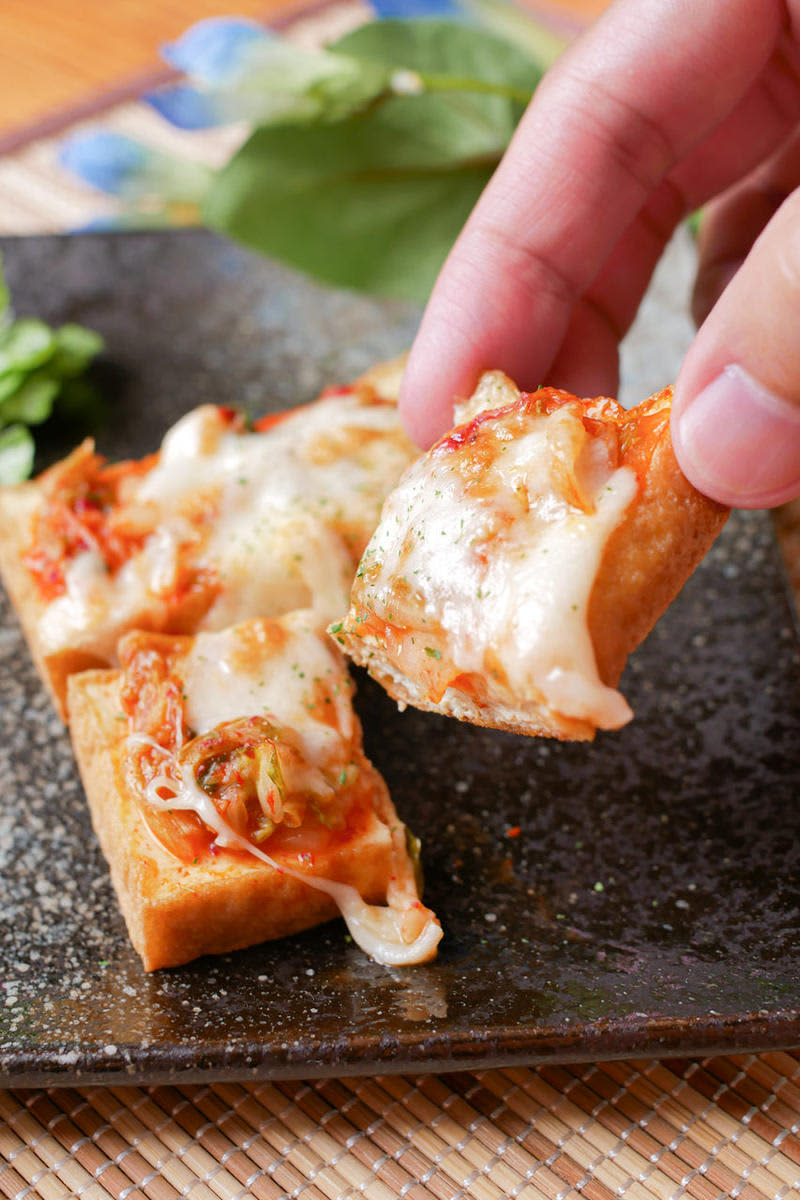 A hearty dish that can also be used as a snack! Recommended recipe for “Kimchi Pizza”